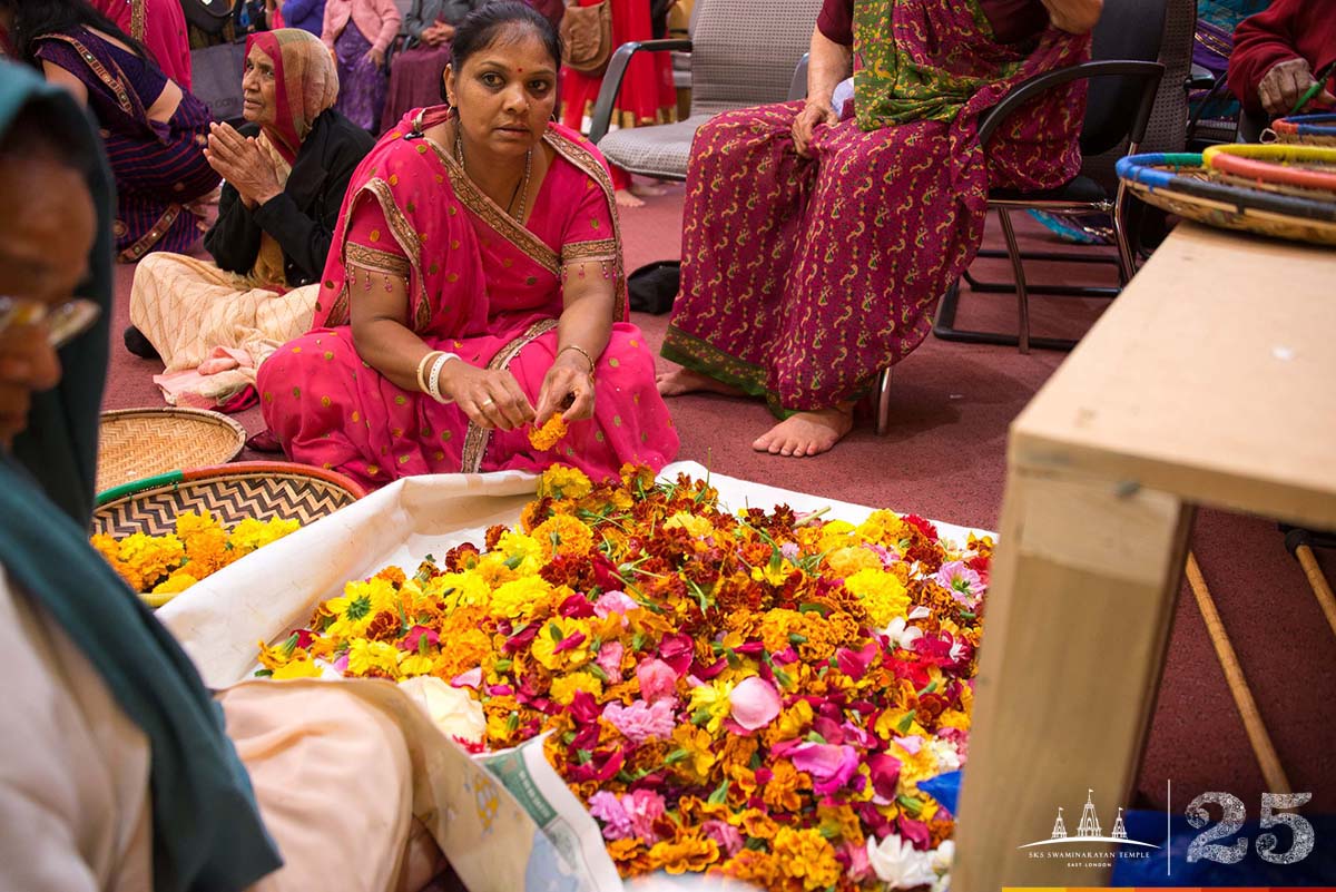 ©1987-2017 SKS Swaminarayan Temple East London